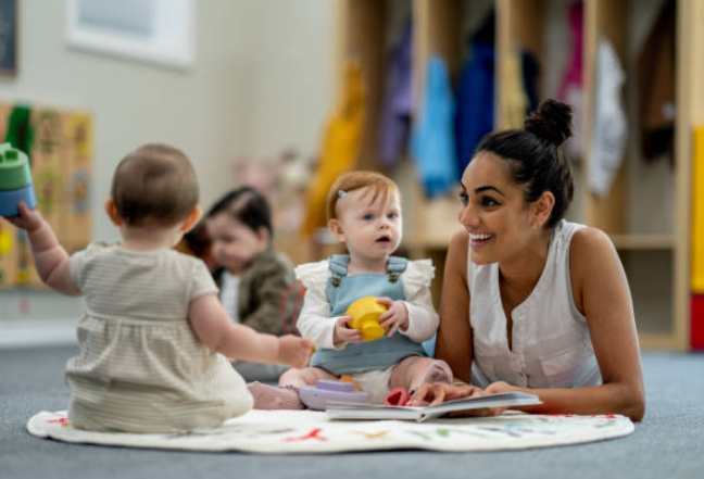 Financements petite enfance : les dispositifs annoncés pour la COG 2023-2027